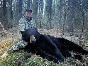 2025 Trophy Black Bear Bowhunting Alberta Canada