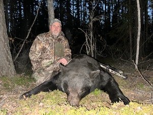 2025 Trophy Black Bear Bowhunting Alberta Canada