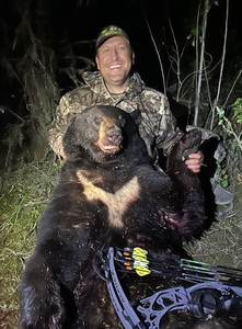 2025 Trophy Black Bear Bowhunting Alberta Canada